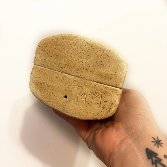 Vintage Retro Ceramic Flower Barrel Napkin Holder 1979 Kitchen Decor MCM - Picture 3 of 3